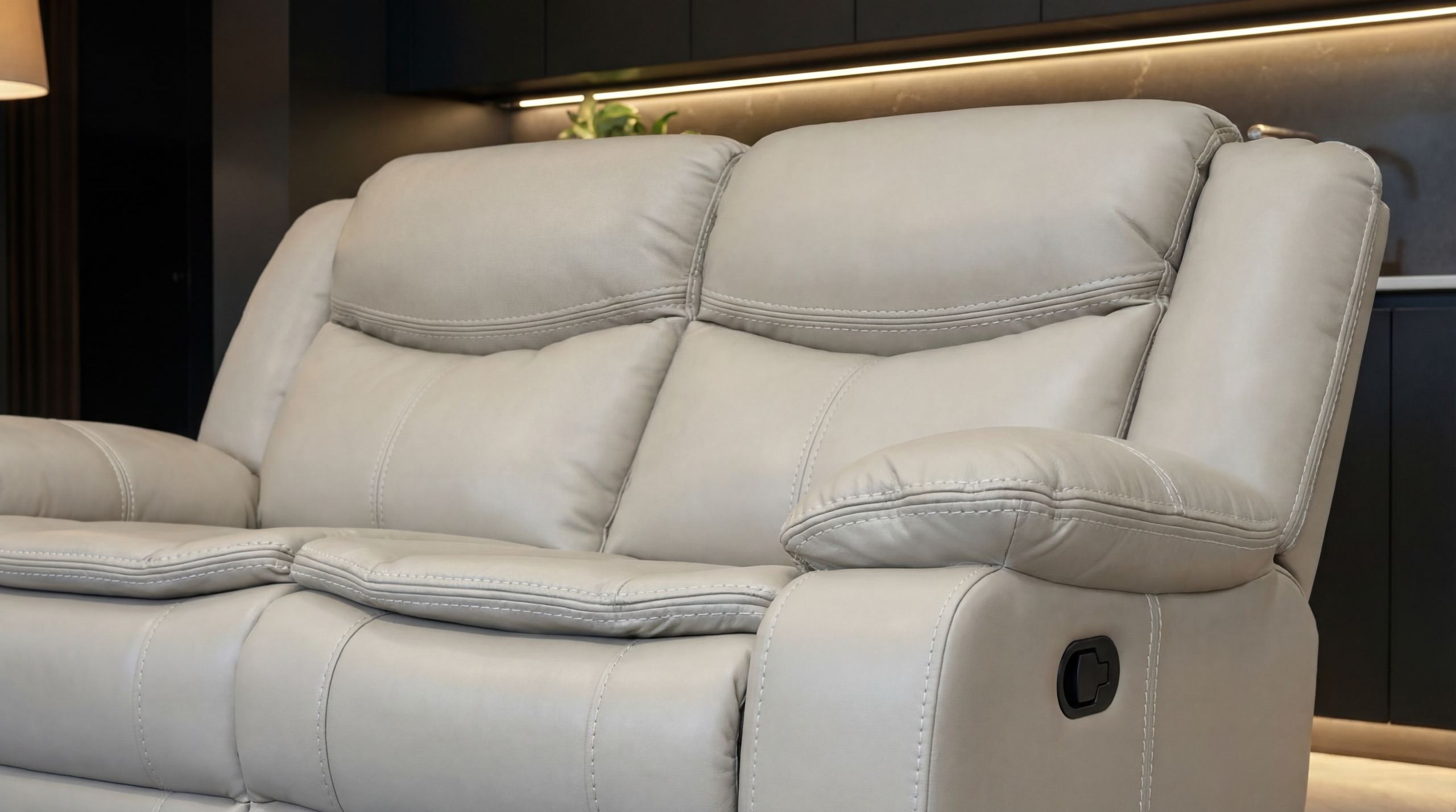 Cordoba Biscuit Recliner - Image 4